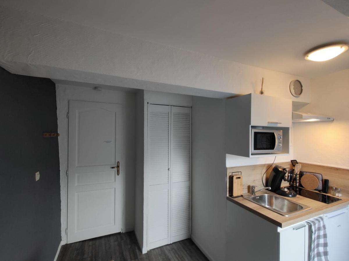 Studio "Sous Les Toits", Proche Hyper Centre Et Commerces ! Valenciennes Exterior foto